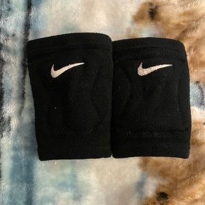 Black Nike Volleyball Knee Pads